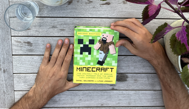Resumo: Minecraft: O improvável conto de Markus “Notch” Persson e o jogo que mudou tudo